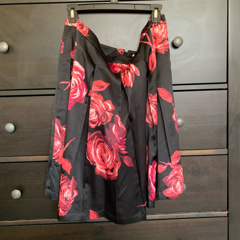 NY&Co Eva Mendes Floral Skirt
